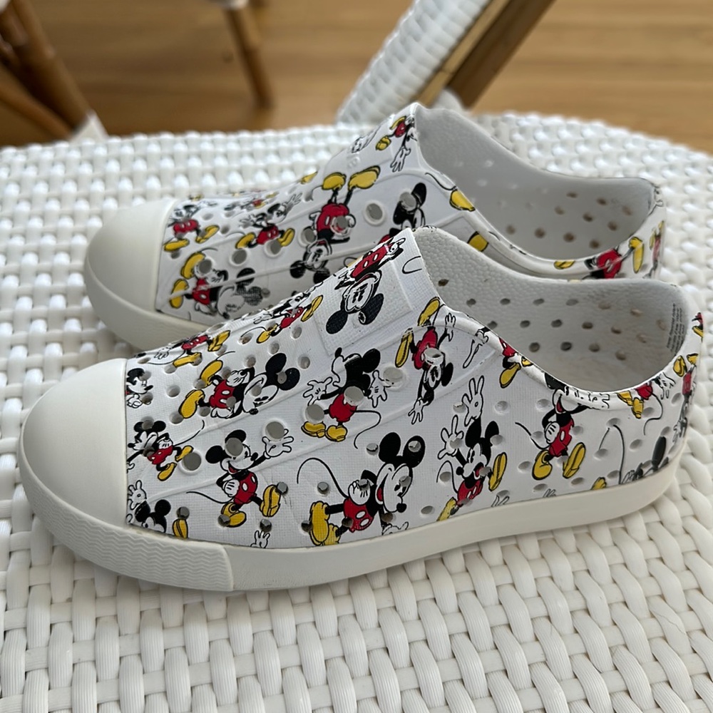 Disney Mickey Mouse native shoes